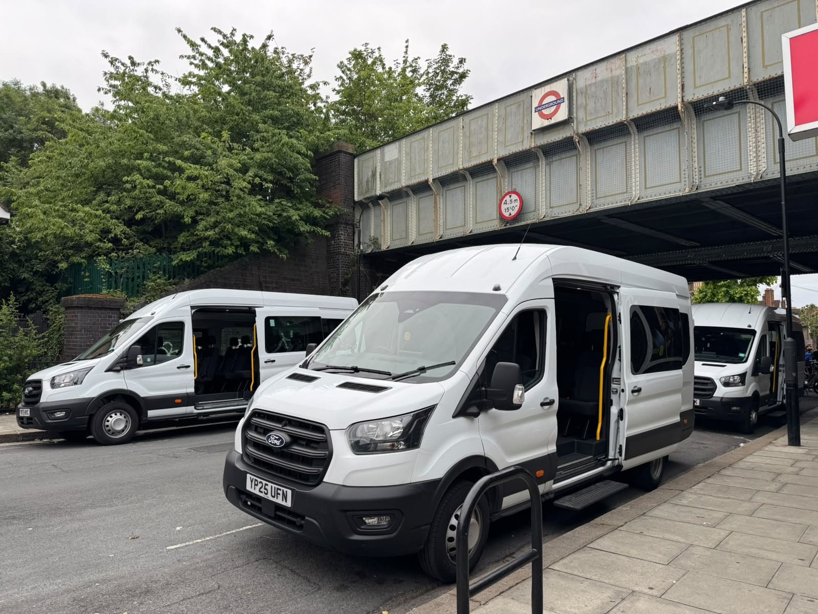 12-seater-minibus-hire-london-fleet