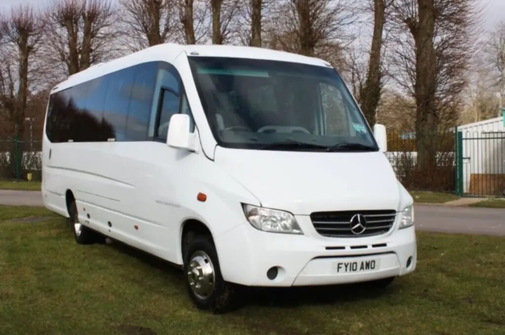 How Much Does a 16 Seater Minibus Cost to Hire?