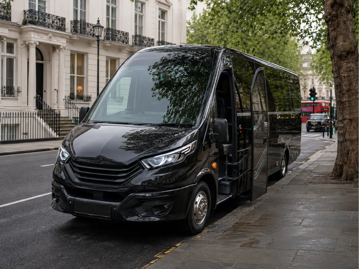 corporate-coach-hire-london-city-street